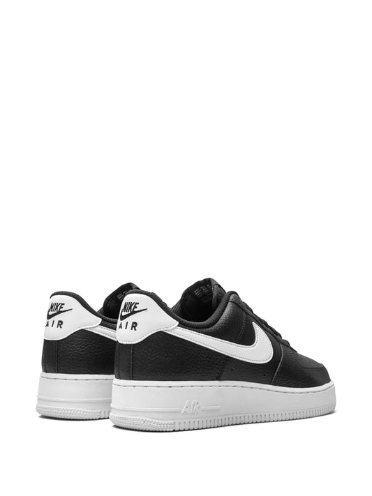 Nike Air Force 1 "Black Contrast": Fuerza y Estilo Definido