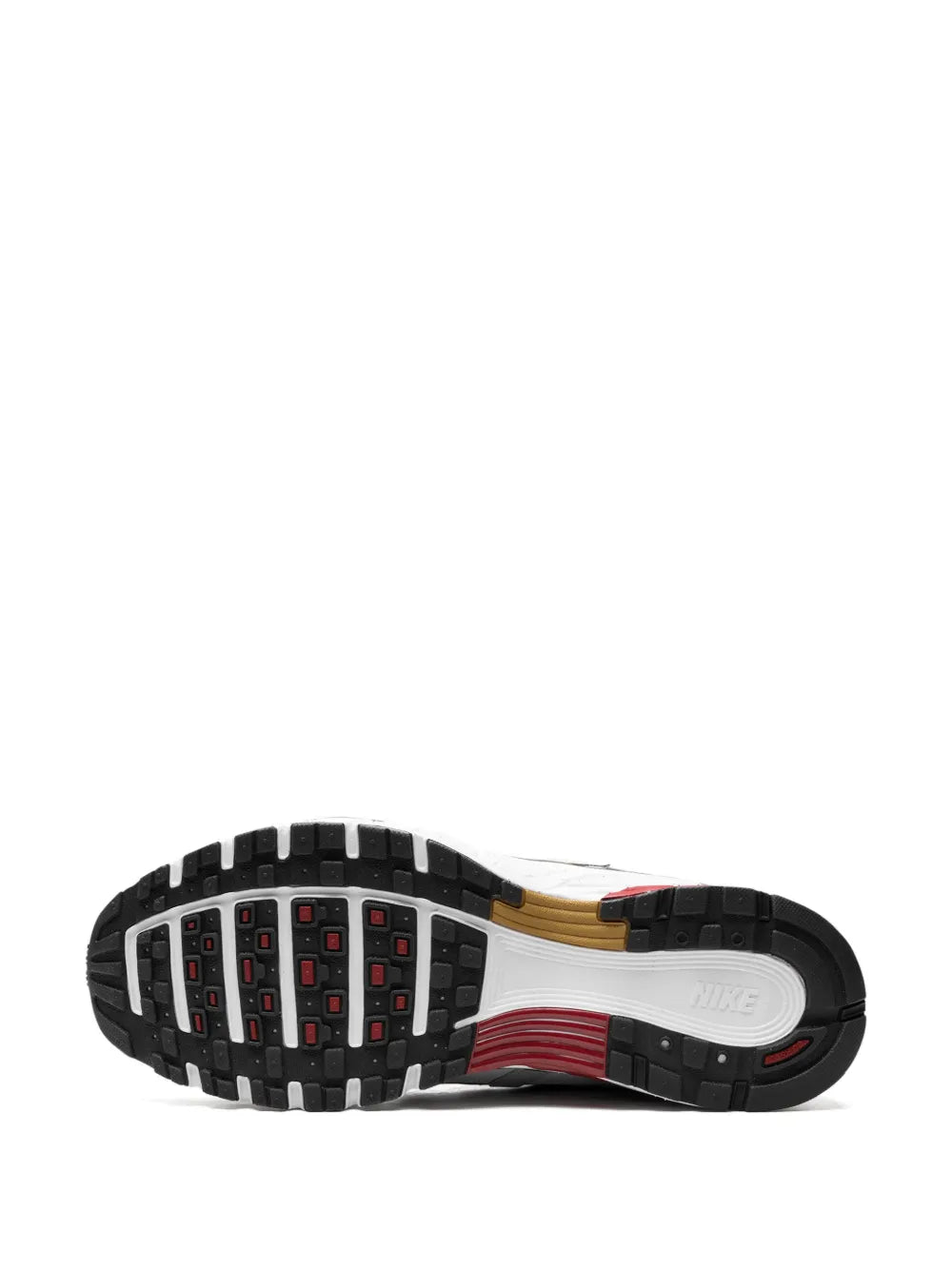 Nike Air P6000 Silver Red: Estética retro, energía moderna